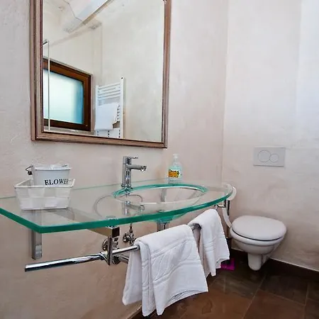 Tenuta Variselle Roppolo